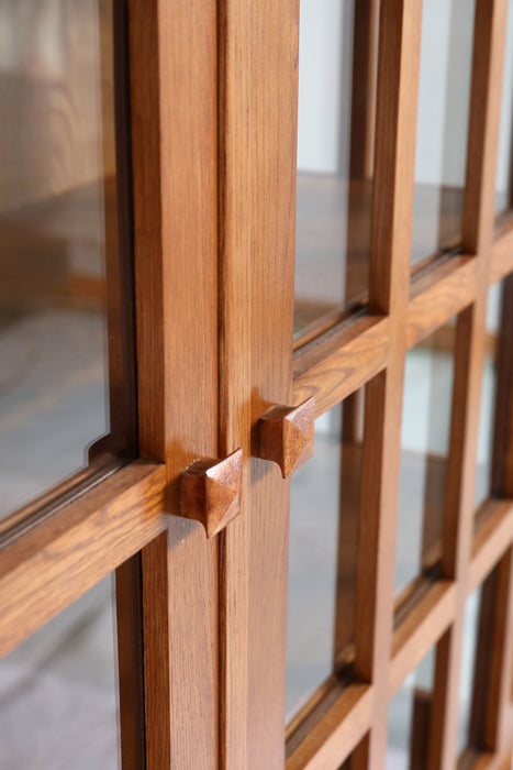 Mission Oak 4 Door Display China Cabinet - Michael's Cherry stain