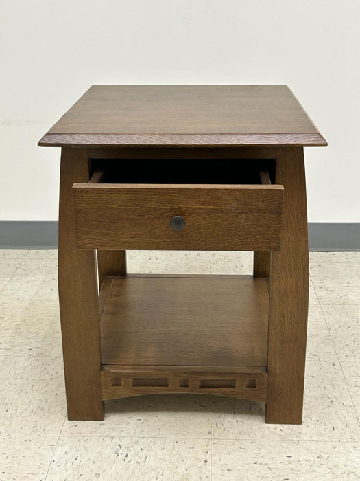 Mission Quarter Sawn White Oak 1 Drawer Inlay End Table - Walnut stain