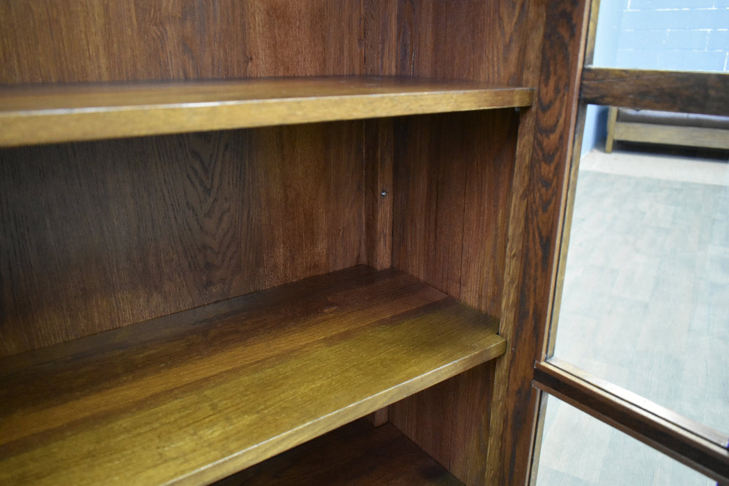 Mission Solid Oak Display Bookcase (2 Colors Available) - Michael's Cherry - Crafters and Weavers