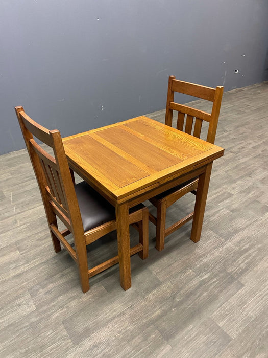 Mission Oak Kitchen Table with 2 Leaves - 2 Stain Options