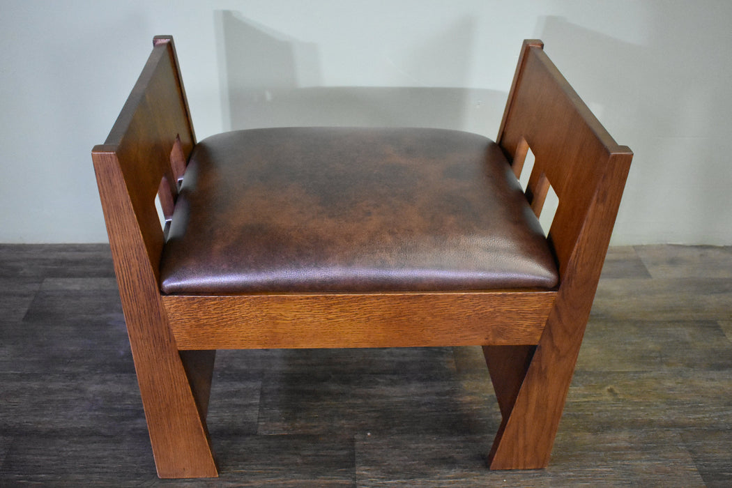 Mission Style Oak and Leather Foot Stool - Model A31 - Crafters and Weavers