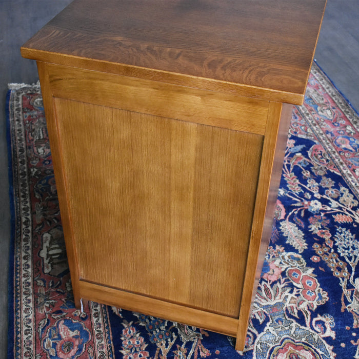 Mission Quarter Sawn Oak 1 Door, 1 Drawer Nightstand - Michael's Cherry (MC-A) - Crafters and Weavers