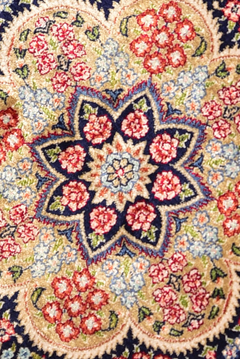 Small Silk Rugs 1.6 Round #210